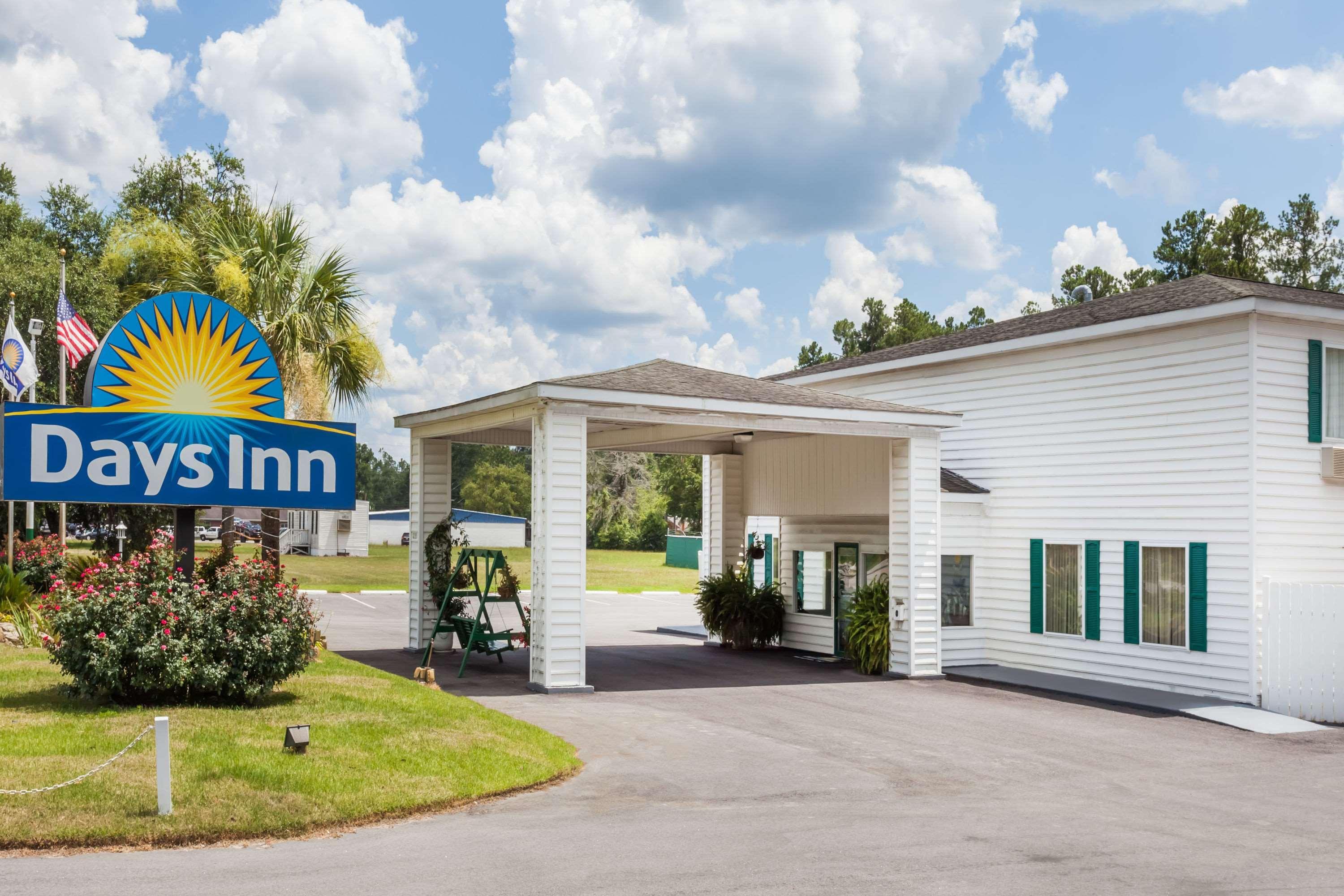 Days Inn By Wyndham Hampton Extérieur photo