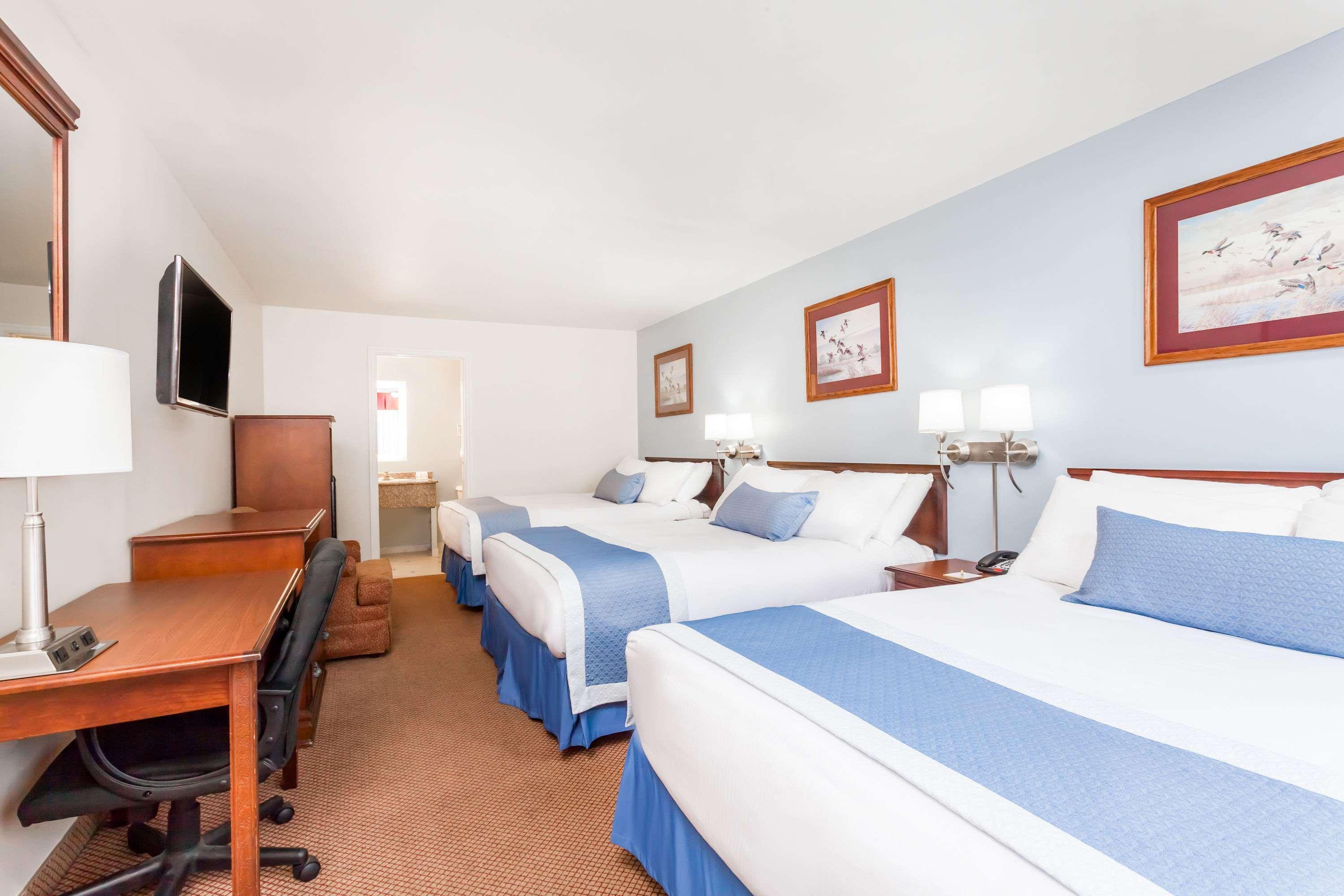 Days Inn By Wyndham Hampton Extérieur photo
